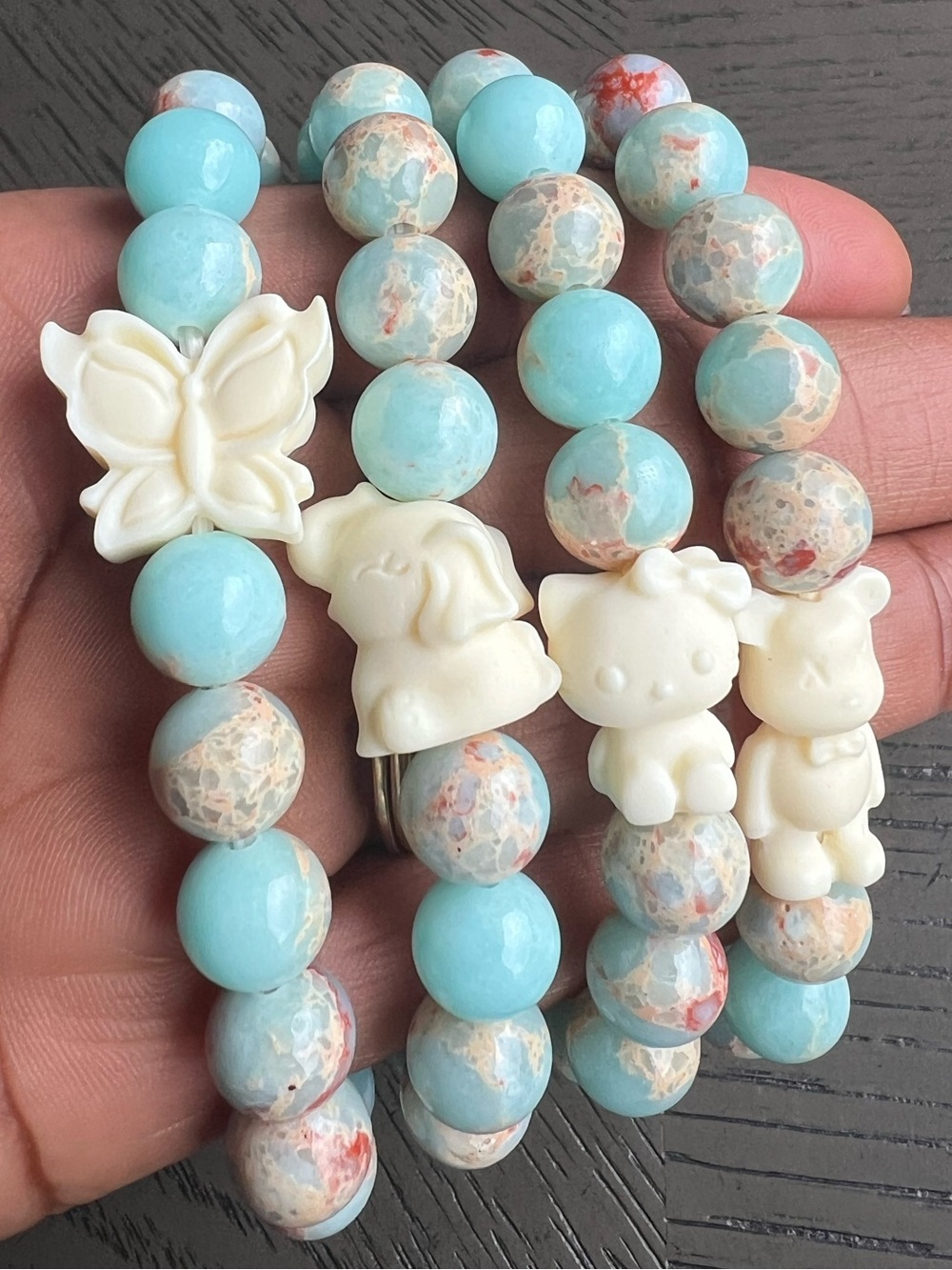 Shoushan stone with accent bracelet 10mm SIZE 6.75-7’ ( ONE )